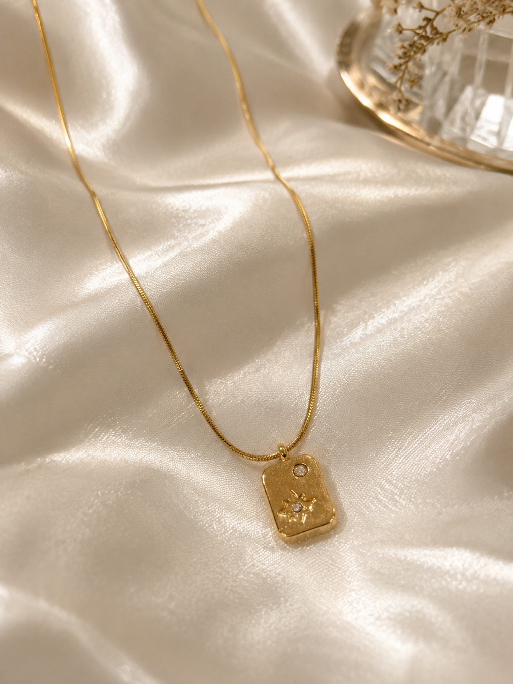 Golden Glow Necklace