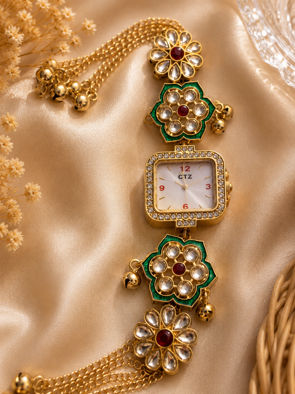 Maria Kashmiri watch