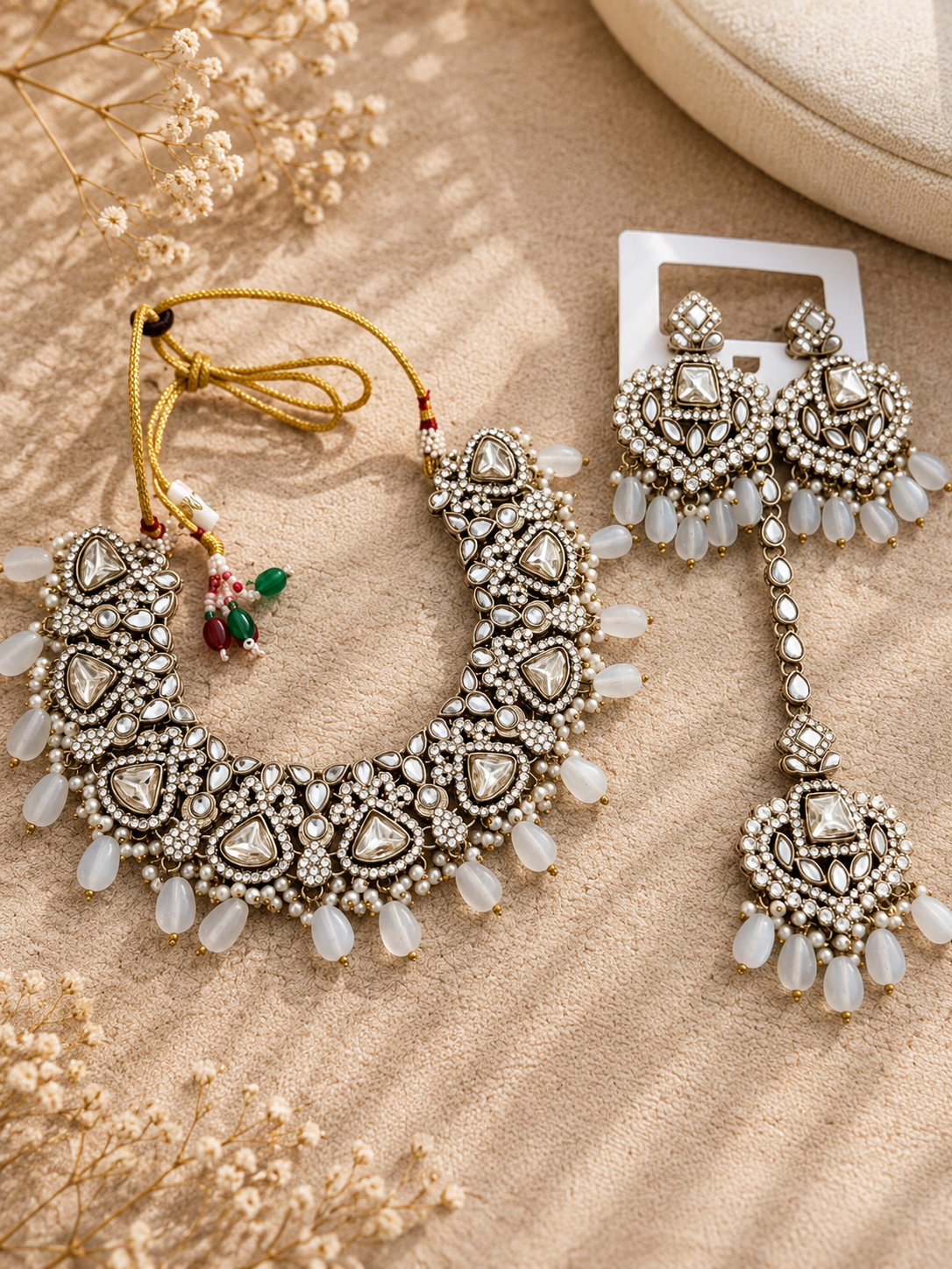 Aveline Necklace