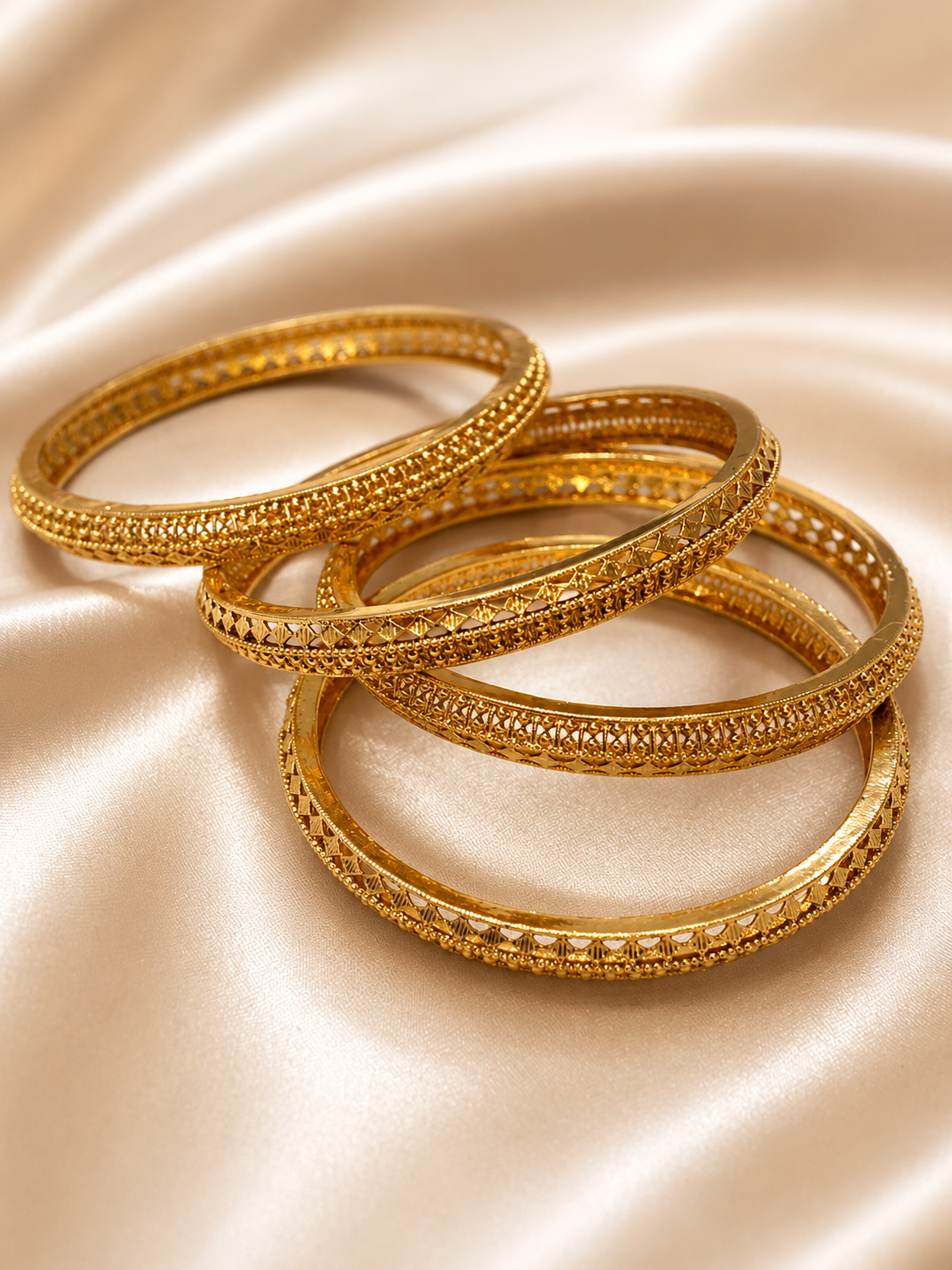 Royal Filigree Heritage Bangle Set