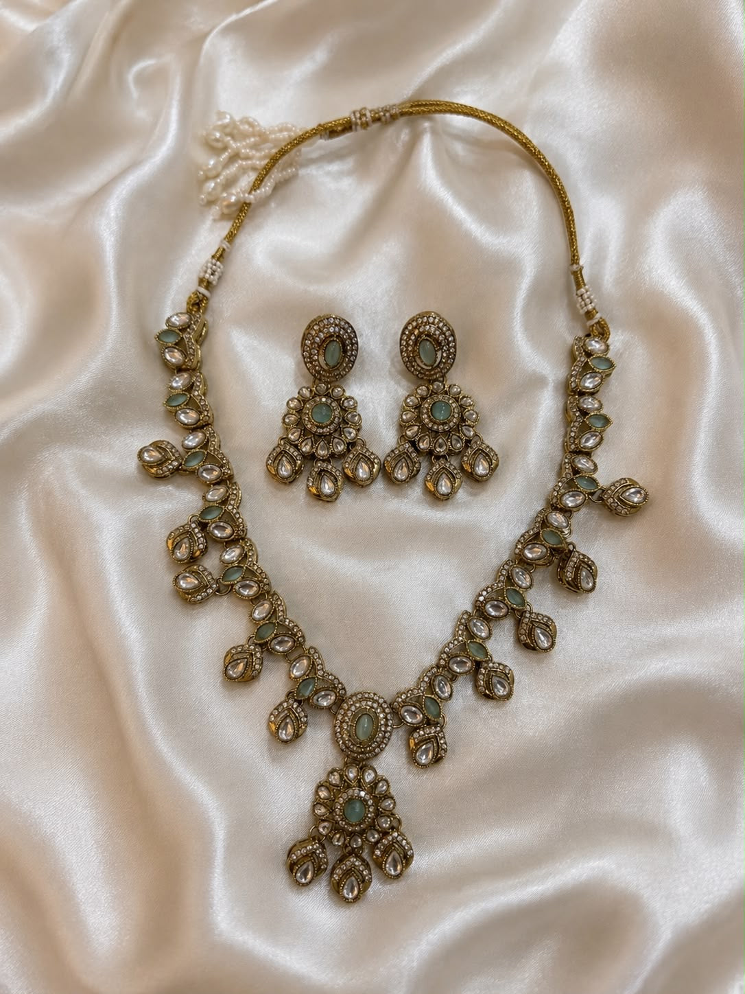 Pearl Dew Necklace Set