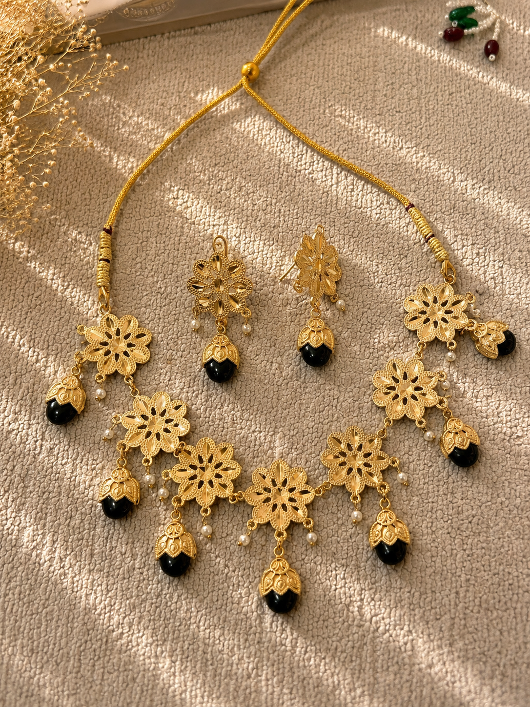 Dakh Necklace