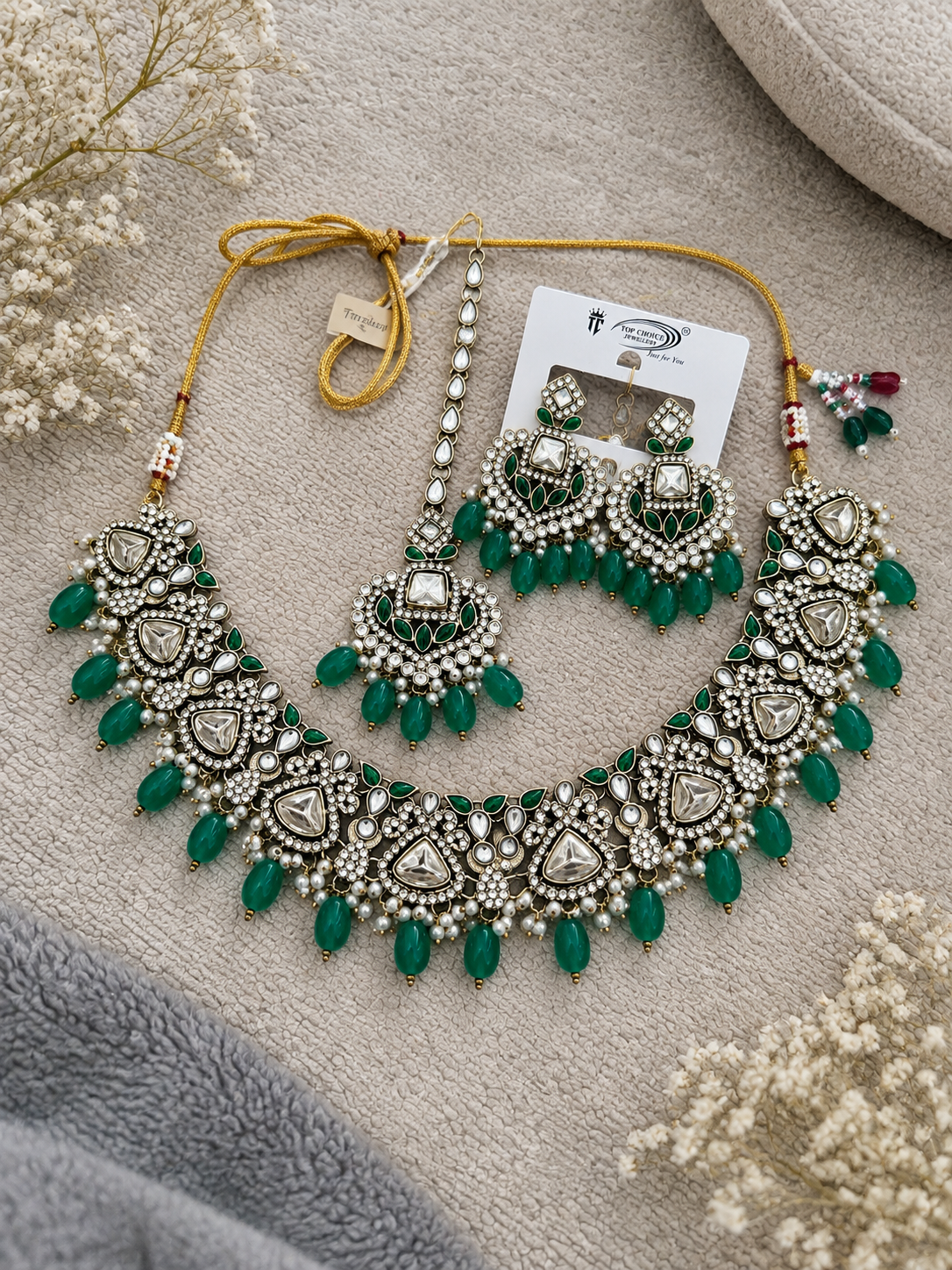 Aveline Necklace
