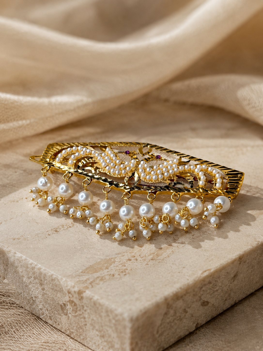 Roohani hair clips
