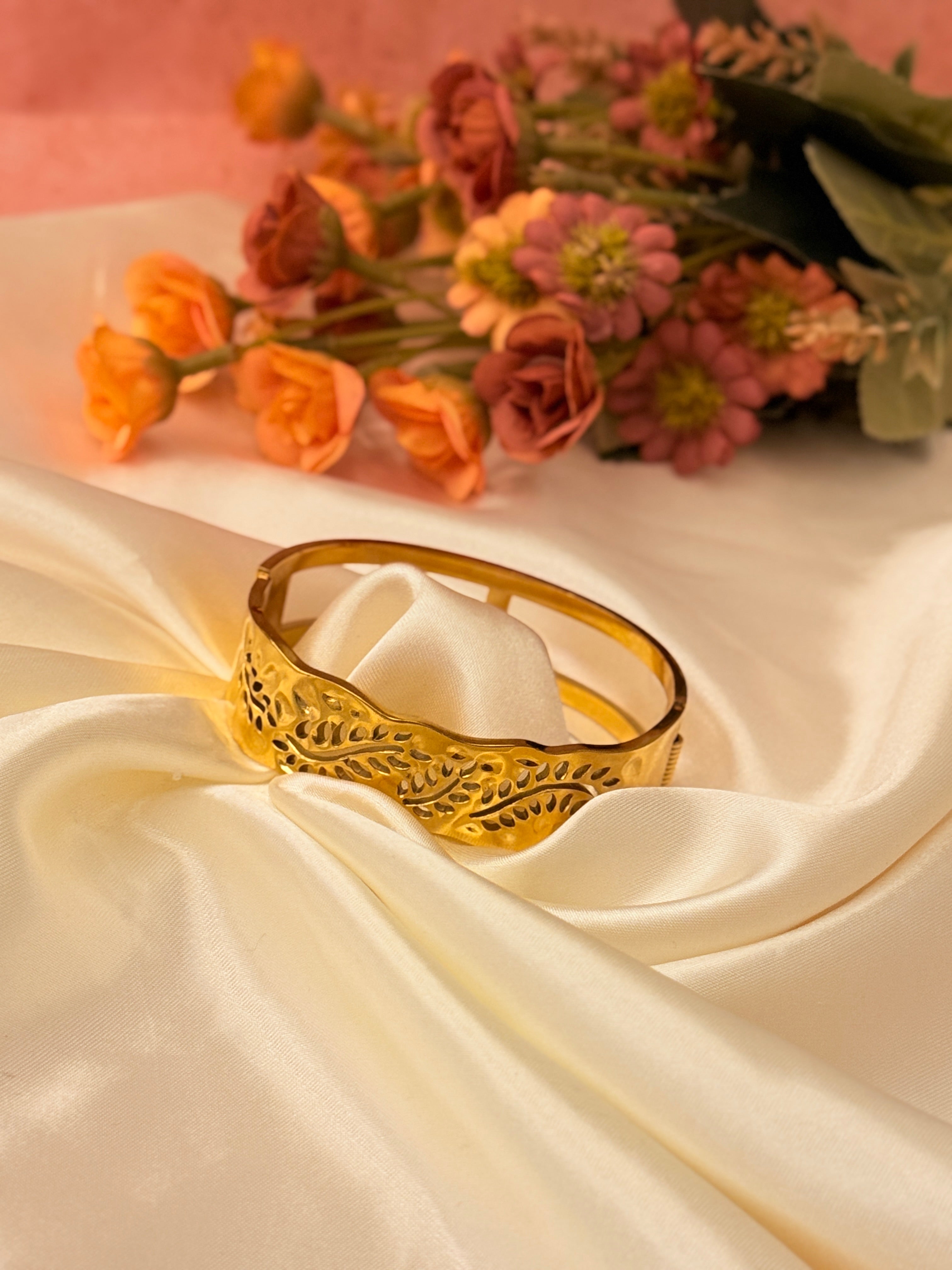 ShineLock Bracelet