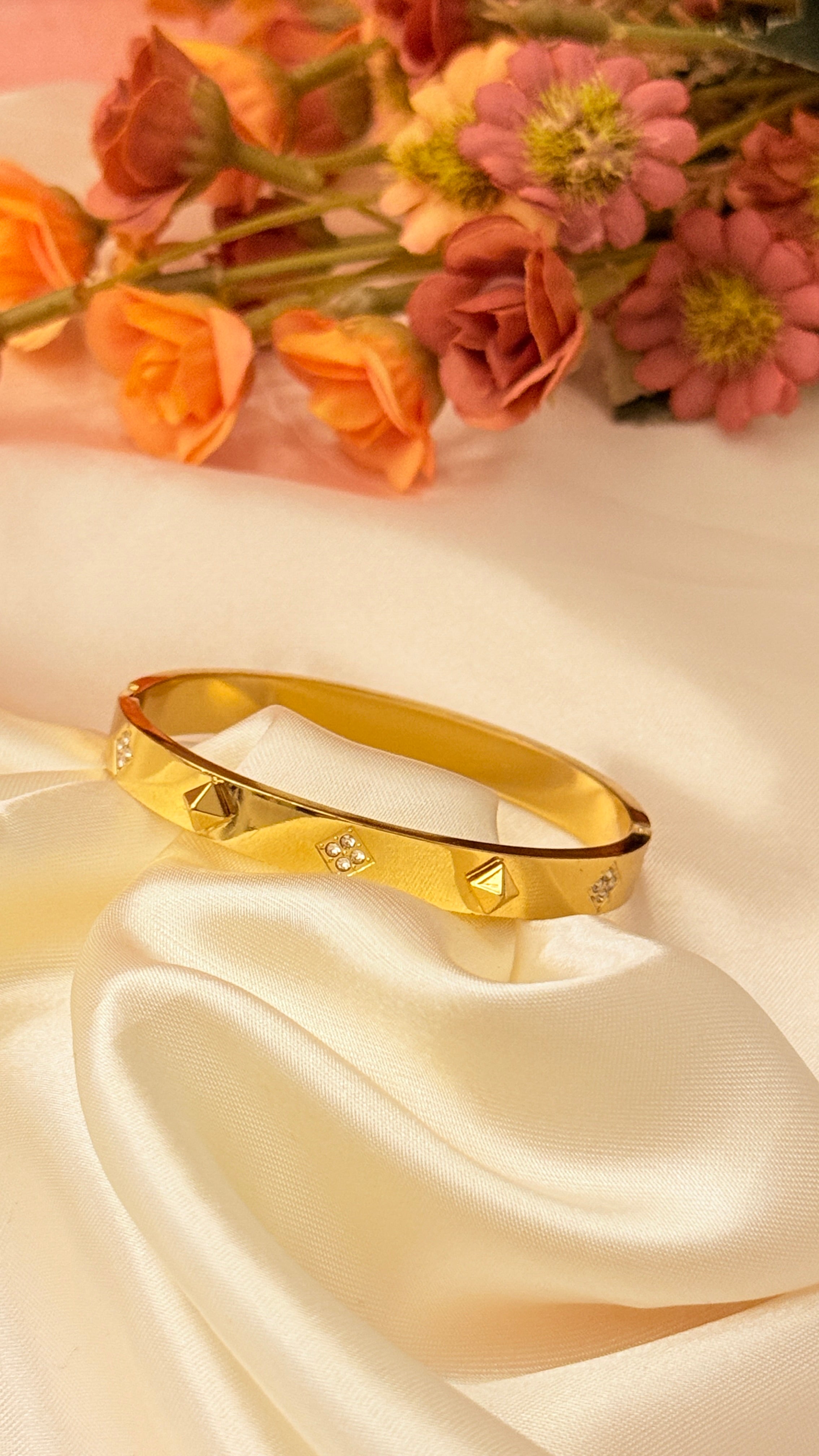 Mila Bracelet