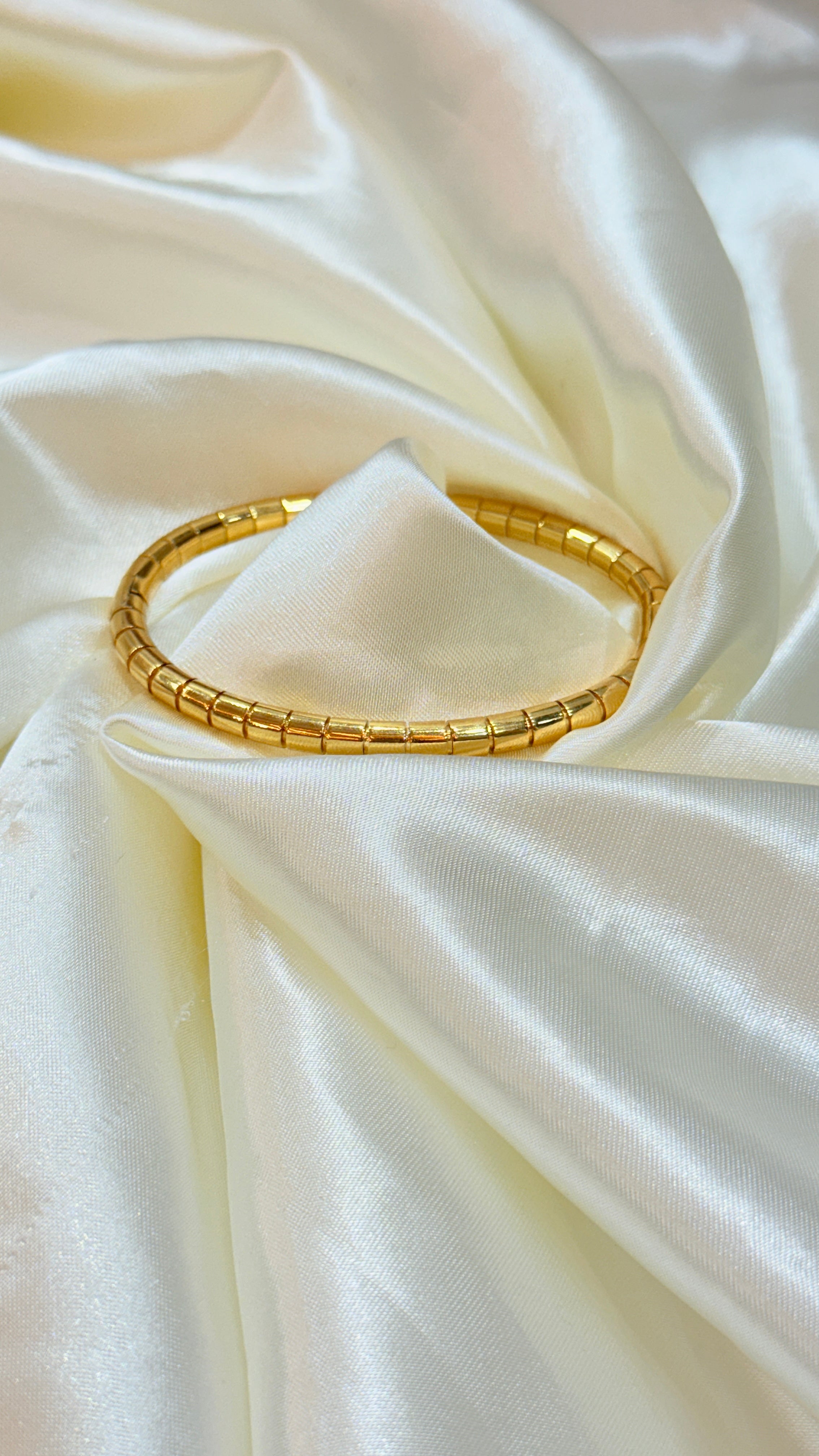 Golden Link bracelet