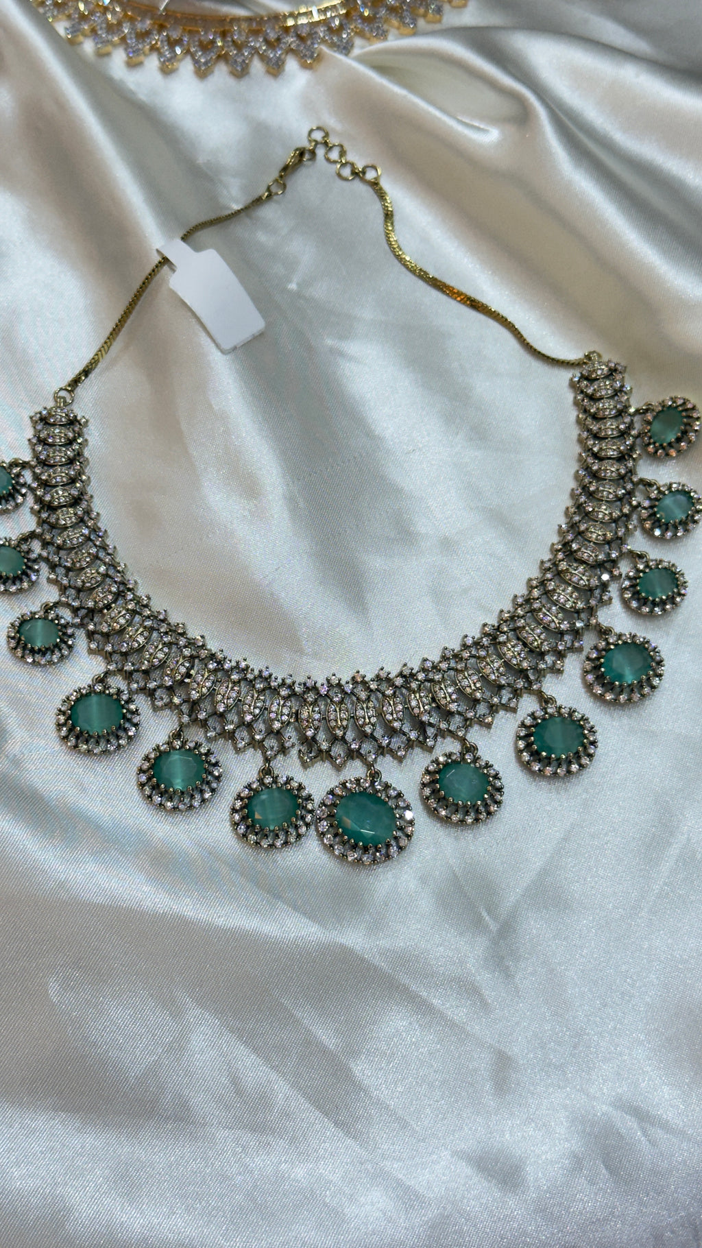 Mint danglers Necklace